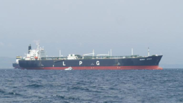 ইরানের ওপর মার্কিন নিষেধাজ্ঞায় বিপাকে বাংলাদেশমুখী এলপিজির জাহাজ