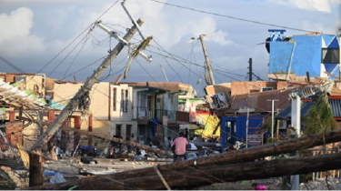 ‘মেলিসা’র তাণ্ডবে লণ্ডভণ্ড ক্যারিবীয় অঞ্চল, প্রাণহানি বেড়ে ৩০