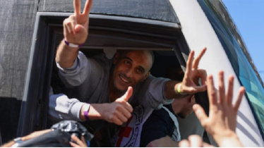 ইসরায়েল থেকে মুক্তি পেলো প্রায় দুই হাজার ফিলিস্তিনি