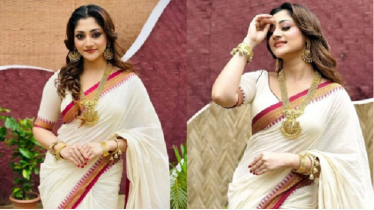 ঢাকেশ্বরীতে গিয়ে ভক্তদের বিস্ময়ে পড়লেন পূজা চেরী