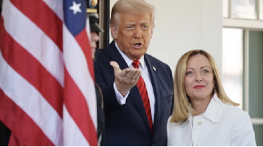 ‘তুমি সুন্দরী যুবতী’- মেলোনিকে ট্রাম্প