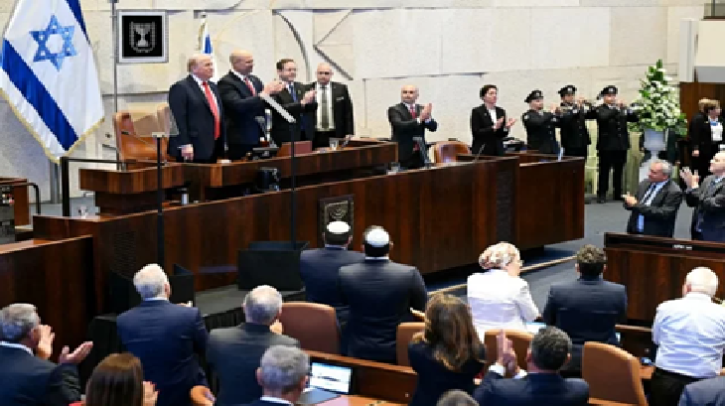 ইসরায়েলি পার্লামেন্টে ‘ফিলিস্তিনকে স্বীকৃতি দিন’ স্লোগান