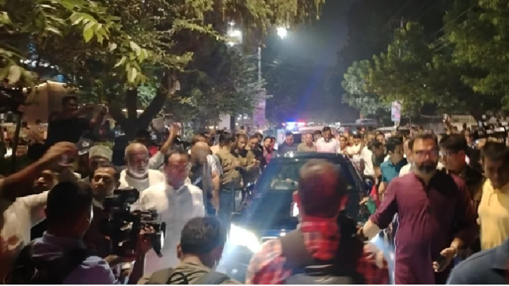 খালেদা জিয়া এভারকেয়ার হাসপাতালে 