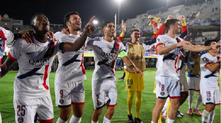 বার্সেলোনাকে হারিয়ে পিএসজির ইতিহাস