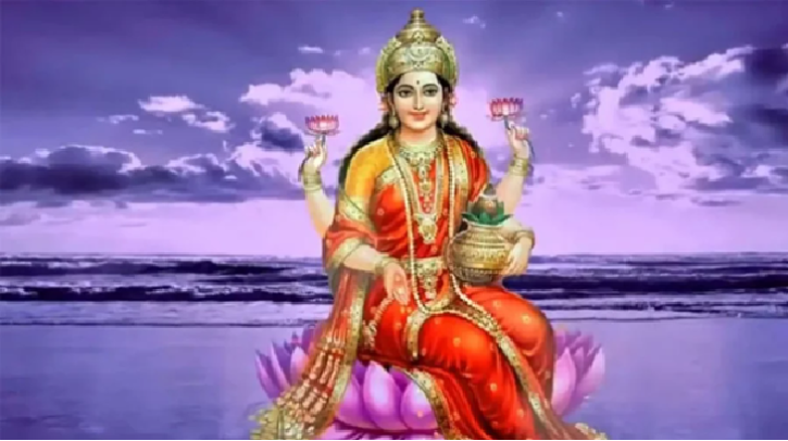 ধনসম্পদের দেবী লক্ষ্মীর পূজা আজ