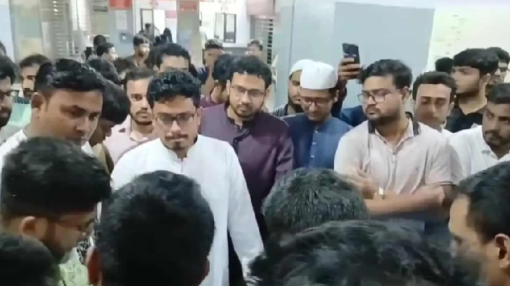 জবি ছাত্রদল নেতার মৃত্যুতে হাসপাতালে ভিপি সাদিক কায়েম