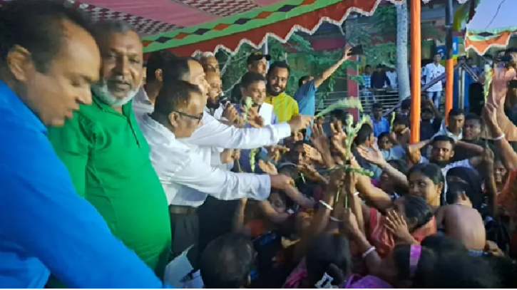 ঝালকাঠিতে বিএনপিতে যোগ দিলেন ৫ শতাধিক সনাতন ধর্মাবলম্বী