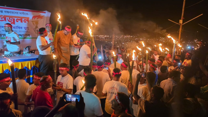 ভারতীয় আগ্রাসনের প্রতিবাদে লাখো জনতার ক্ষোভের আগুন