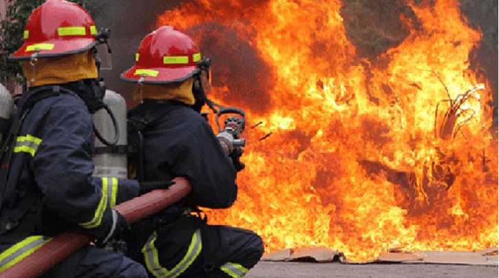 মগবাজারে রেস্তোরাঁয় আগুন, নিয়ন্ত্রণে ফায়ার সার্ভিস