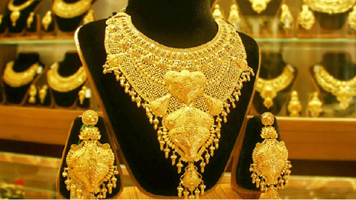 সোনার দামে প্রতিদিনই নতুন রেকর্ড