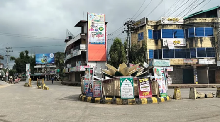 ১৪৪ ধারা ও অবরোধে স্থবির খাগড়াছড়ি