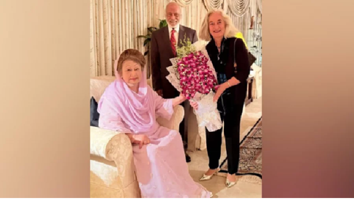 খালেদা জিয়ার সঙ্গে ফরাসি রাষ্ট্রদূতের বিদায়ী সাক্ষাৎ