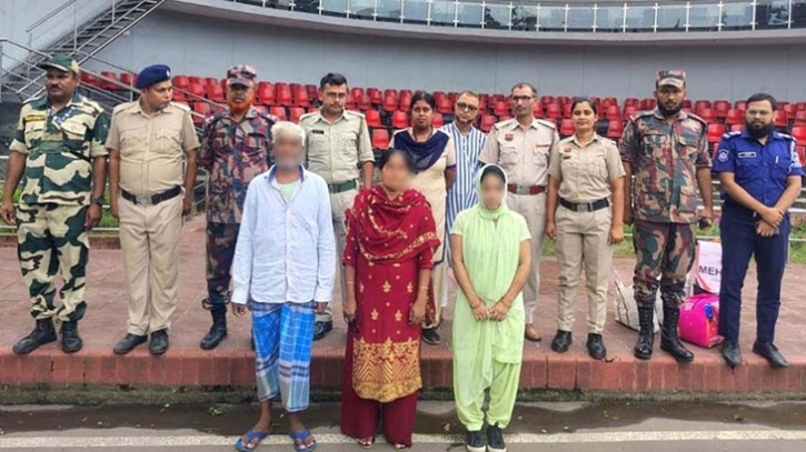 ভারত থেকে ট্রাভেল পারমিটে দেশে ফিরলেন তিন বাংলাদেশি
