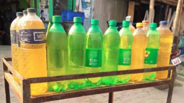 যশোরে ২৪ বোতল পেট্রোলসহ যুবক আটক