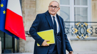 ফ্রান্সে অভিবাসন ব্যবস্থায় বড় পরিবর্তনের আভাস