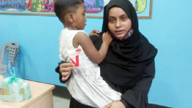 চাঁদপুরে শিশু রোগীকে ভুলক্রমে দেয়া হলো কুকুরের ভ্যাকসিন