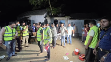 ফরিদপুরে কোদাল দিয়ে কুপিয়ে মা-ফুফুসহ ৩ জনকে হত্যা