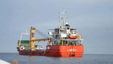 আবারও হরমুজ প্রণালি বন্ধ করলো ইরান