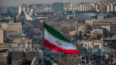 আলোচনা বিচ্ছিন্ন করলো ইরান, দেশজুড়ে মানবঢাল