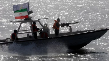 দুর্ধর্ষ অভিযানে ভারতগামী জাহাজ জব্দ করলো ইরান