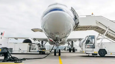 আবারও বাড়লো জেট ফুয়েলের দাম আবারও বাড়লো জেট ফুয়েলের দাম