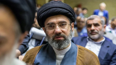 ‘আঙুল ট্রিগারেই’ আছে—যুদ্ধবিরতি নিয়ে হুঁশিয়ারি মোজতবা খামেনির ‘আঙুল ট্রিগারেই’ আছে—যুদ্ধবিরতি নিয়ে হুঁশিয়ারি মোজতবা খামেনির