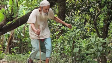 দড়ি ধরে মসজিদে যাওয়া অন্ধ শতবর্ষী মুয়াজ্জিন মারা গেছেন