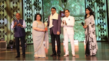 আজীবন সম্মাননায় নায়ক আলমগীর