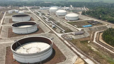 ৮ হাজার কোটি টাকার তেল প্রকল্প পড়ে আছে অচল