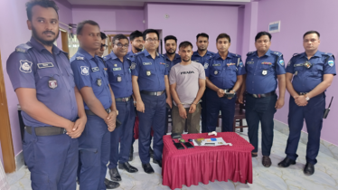 নোয়াখালীতে প্রবাসীর স্ত্রীকে পিপ্তল ঠেকিয়ে চাঁদাবাজি