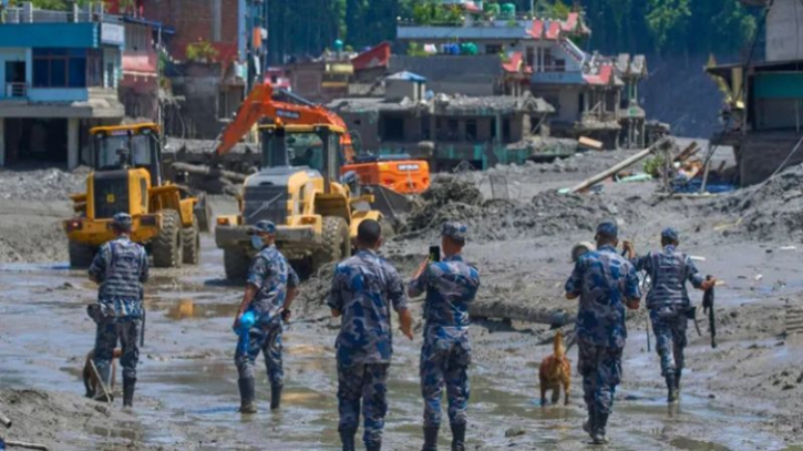 নেপালে মৃত্যু ছাড়ালো ৩৯০, নিখোঁজ ১৪০০
