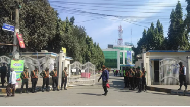 দ্বিতীয় দিনের কর্মবিরতিতে অচল চট্টগ্রাম বন্দর