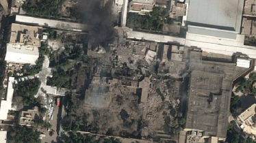 তেহরানে হামলায় খামেনির প্রাসাদ ধ্বংসের দাবি