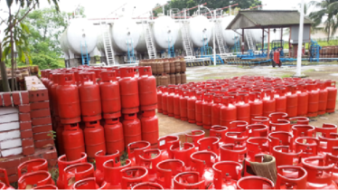 ফের বাড়লো এলপিজির দাম 