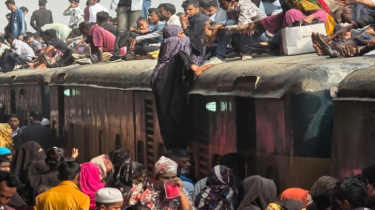 নির্বাচন উপলক্ষে ঘরমুখো মানুষের উপচে পড়া ভিড়