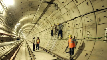 চিকেনস নেক ও ব্রহ্মপুত্রের নিচে টানেল নির্মাণ ভারতের