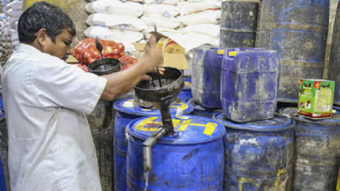 খোলা ড্রামের ভোজ্যতেলে বাড়ছে স্বাস্থ্যঝুঁকি