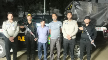 নোয়াখালীতে প্রাইভেটকারে ইয়াবা পাচার, গ্রেফতার ২