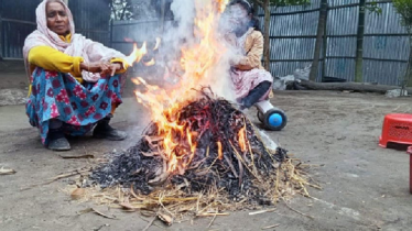 ধামইরহাটে ঘন কুয়াশা ও তীব্র শীতে জনজীবন বিপর্যস্ত