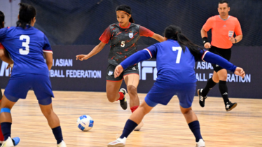 নেপালকে উড়িয়ে জয়ের পথে ফিরলো সাবিনারা