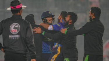 রাজশাহীকে হারিয়ে বিপিএল ফাইনালে চট্টগ্রাম