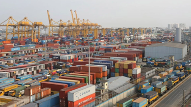 এনসিটি ইস্যুতে শ্রমিকদের ধর্মঘট, কঠোর প্রশাসন—উত্তপ্ত চট্টগ্রাম বন্দর