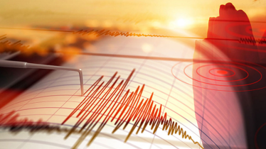 ফজরের সময় কেঁপে উঠলো ভোলা