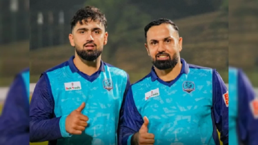 নোয়াখালীর বাবা-ছেলের কাছে কুপোকাত ঢাকা