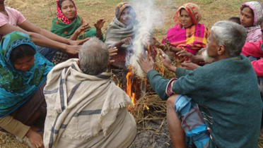 বাড়ছে শীতের প্রকোপ, কনকনে ঠান্ডায় জনজীবন বিপর্যস্ত