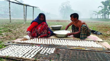 জয়পুরহাটের কুমড়ো বড়ি যাচ্ছে দেশের বিভিন্ন জেলায় যাচ্ছে জয়পুরহাটের কুমড়ো বড়ি যাচ্ছে দেশের বিভিন্ন জেলায় যাচ্ছে