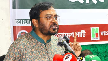 ফ্যামিলি কার্ড নয়, চাঁদাবাজি থেকে বাঁচতে ‘কার্ড’ চান মঞ্জু