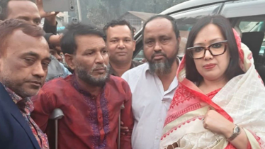 আমার হাঁস চুরি যেনো না হয়: রুমিন ফারহানা 