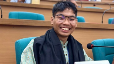 পদত্যাগের সিদ্ধান্ত থেকে সরে এলেন সর্বমিত্র পদত্যাগের সিদ্ধান্ত থেকে সরে এলেন সর্বমিত্র