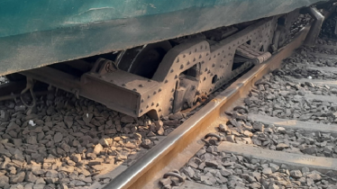 ভৈরবে  ট্রেন লাইনচ্যুত, ঢাকা-সিলেট-চট্টগ্রাম রেল যোগাযোগ বন্ধ